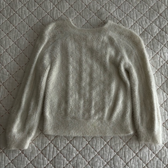 Abercrombie Kids sweater - Picture 2 of 3